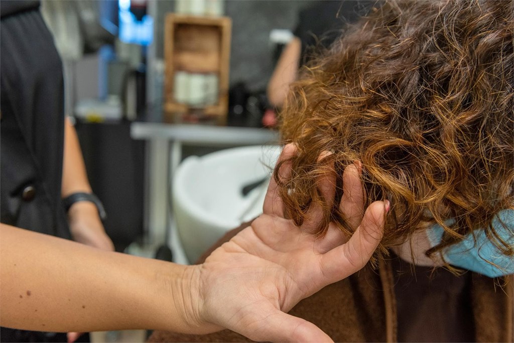 5 señales de que necesitas un cambio de look urgente (y cómo ayudarte)