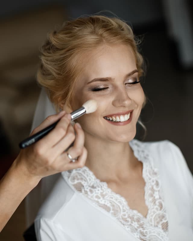 Tratamientos de peluquería y estética para eventos