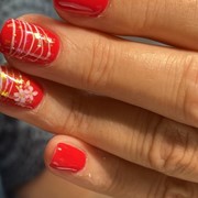 ¿Qué color luciremos en las uñas esta primavera-verano?